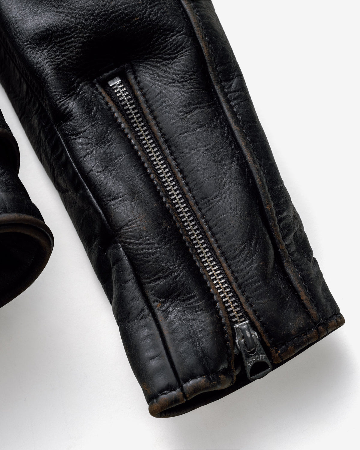 P50VN Perfecto® Brand Vintaged Perfecto® Motorcycle Jacket