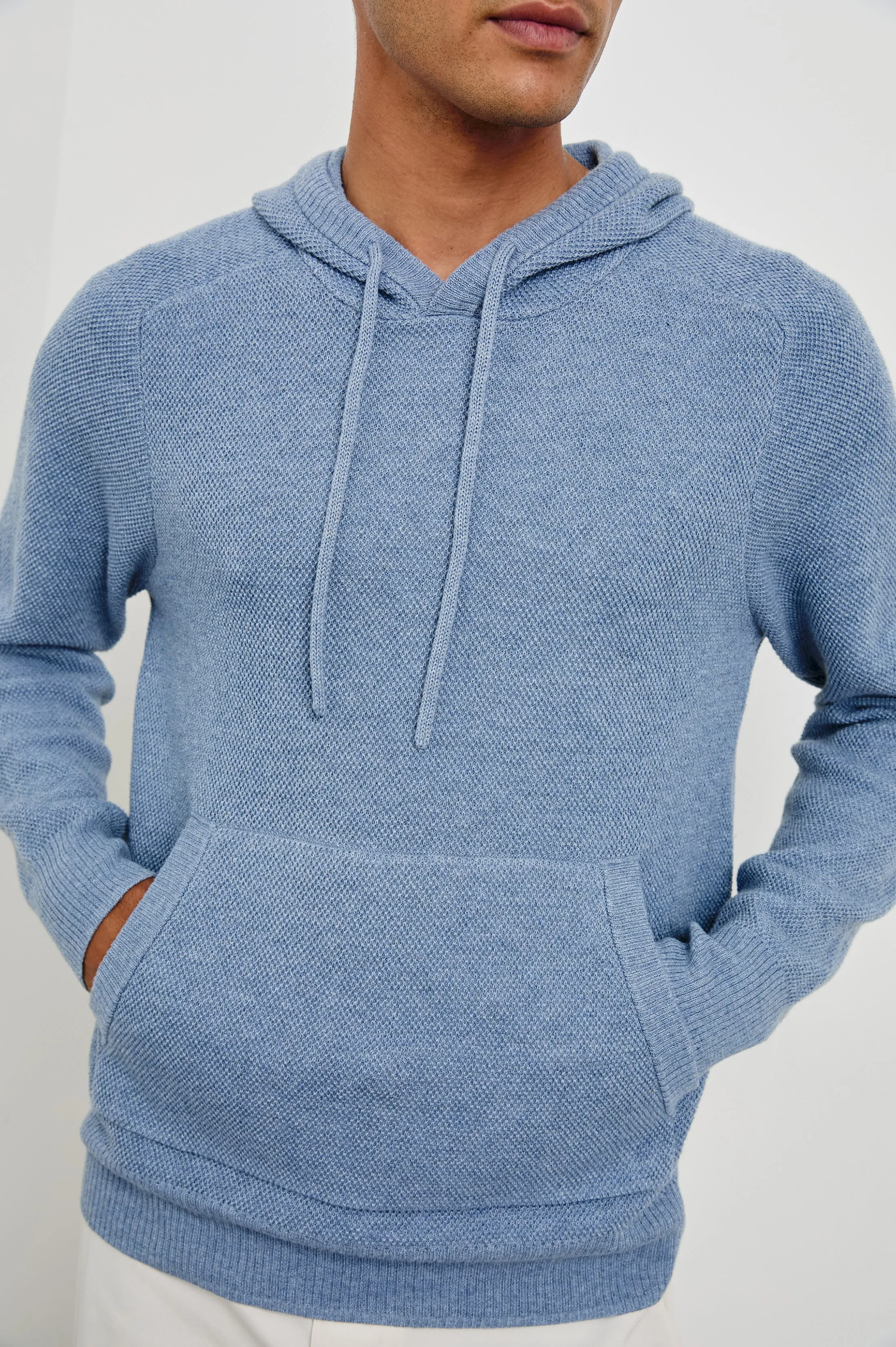MATADOR HOODIE - LIGHT BLUE HEATHER