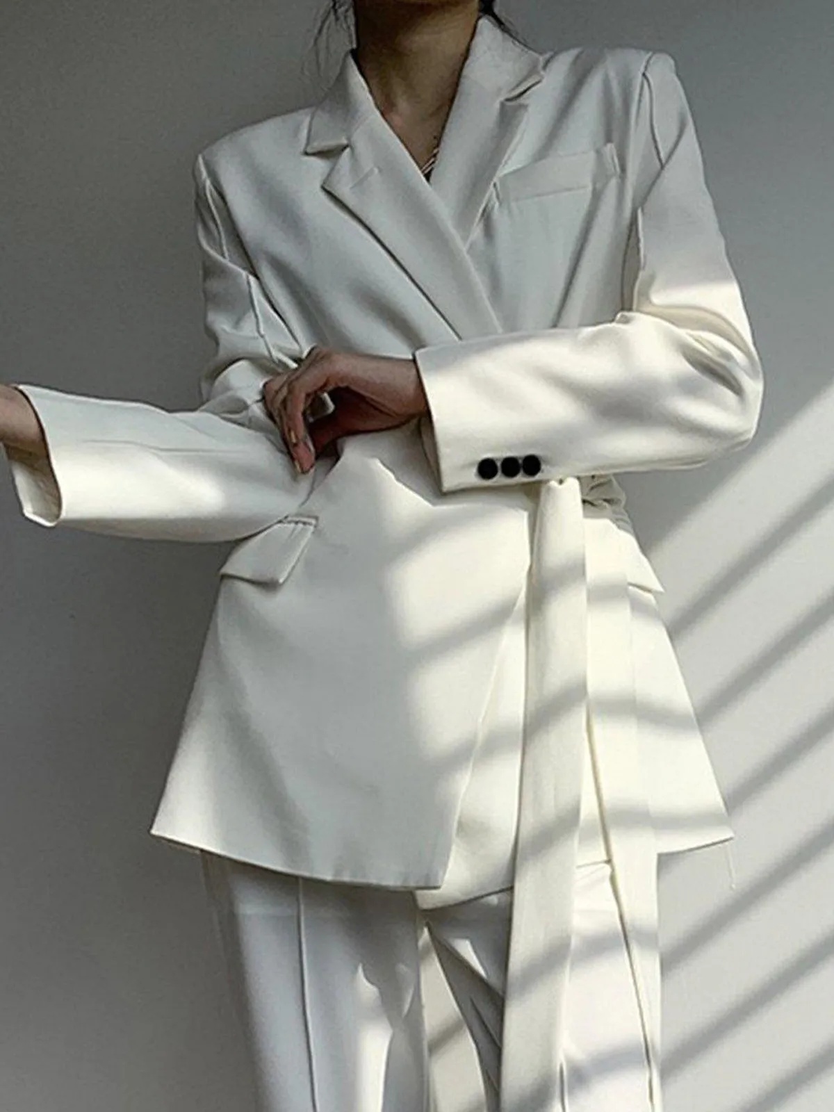 Notch Lapel Wrap Blazer - White