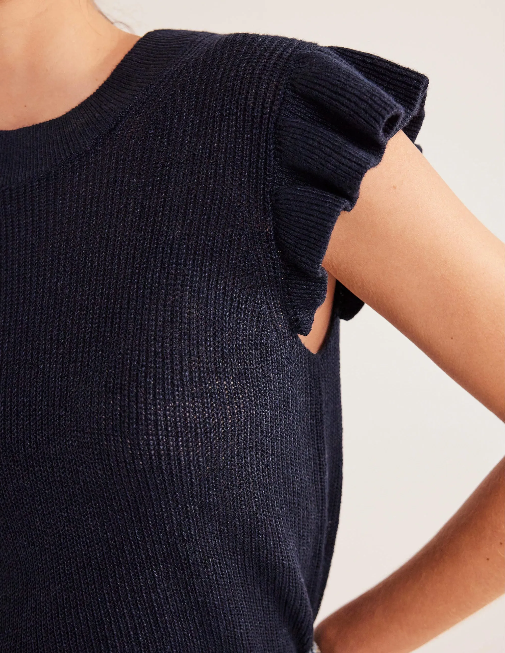 Ribbed Frill Linen Vest-Navy